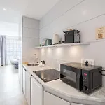 Lägenhet Magnificient 2 Bedroom Flat Sea View - - Centre Antibes