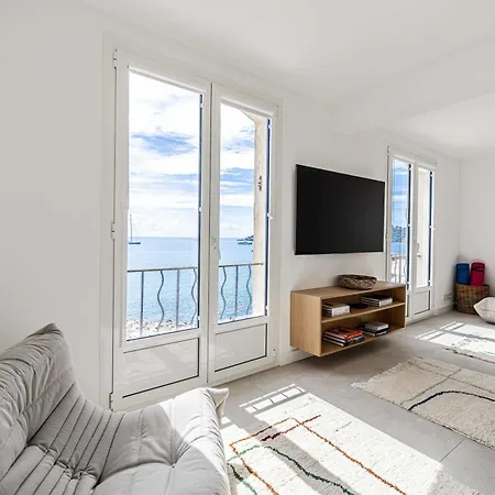 Appartement Magnificient 2 Bedroom Flat Sea View - - Centre Antibes