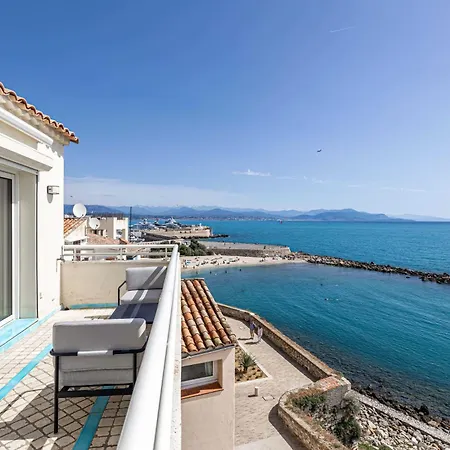 Magnificient 2 Bedroom Flat Sea View - - Centre Appartement Antibes