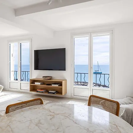 Magnificient 2 Bedroom Flat Sea View - - Centre * Antibes